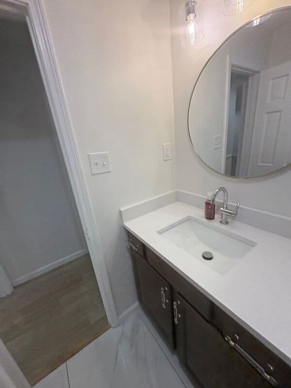 Memphis House: 6294 Ridgeline Dr