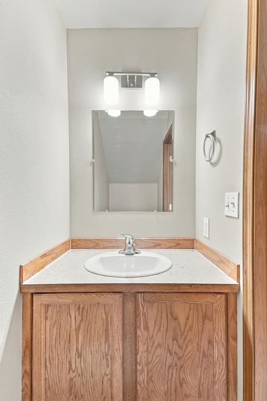 Post Falls House: 800 North Regal Court