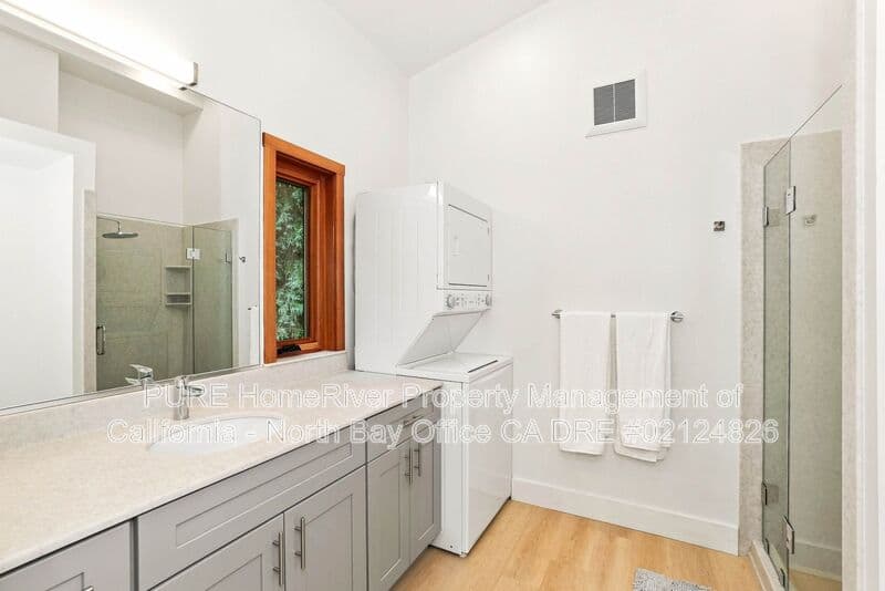 Santa Rosa Condo: 5980 Melita Rd