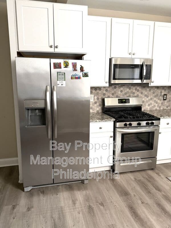 Philadelphia House: 2614 Ingersoll St