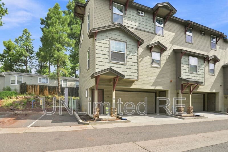 Flagstaff Townhome: 2520 West Pikes Peak Drive