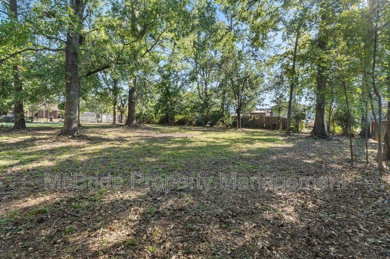 Evans House: 531 Travis Ct