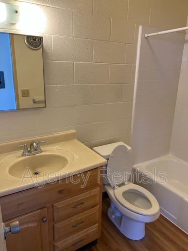Honolulu Condo: 1019 Punahou Street