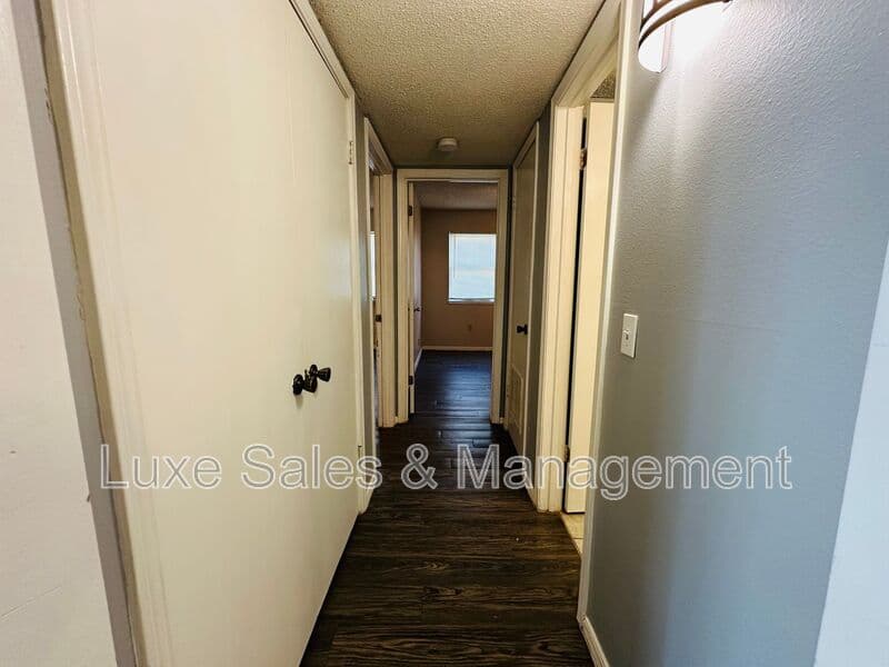 Oklahoma City Condo: 6034 NW Expressway