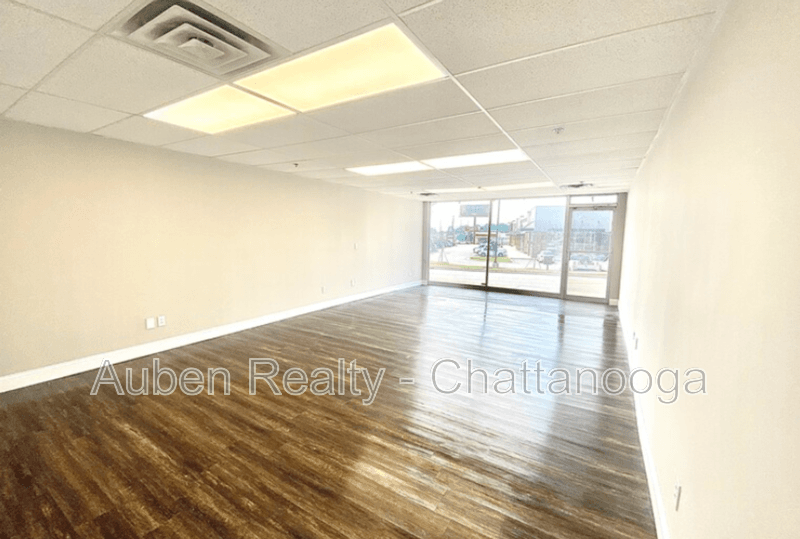 Hixson Condo: 5519 HIGHWAY 153 STE 11