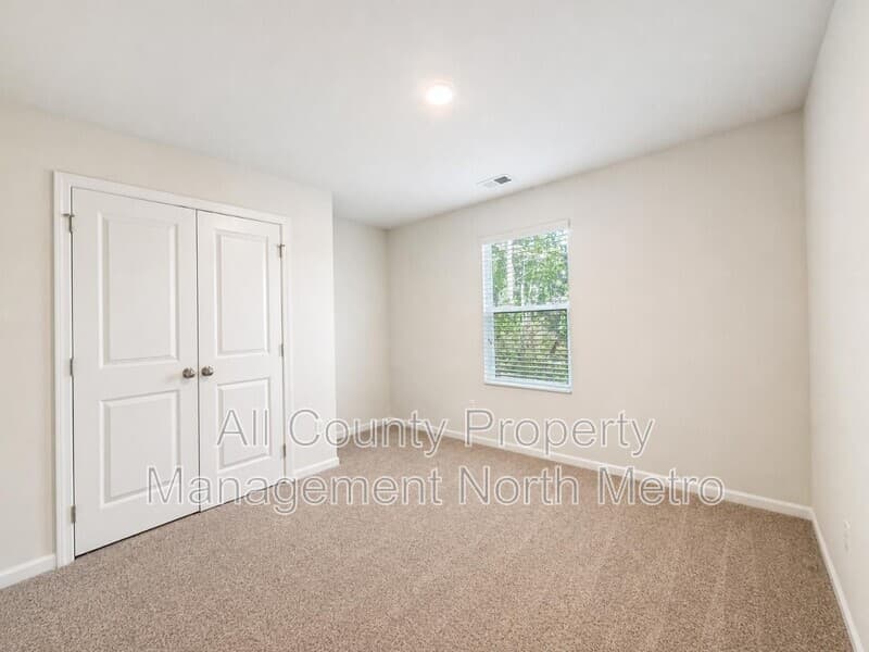 Dawsonville House: 185 Springwood Lane