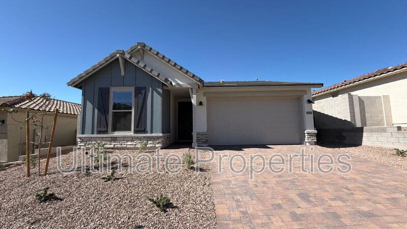 Peoria House: 31958 N 116th Ave