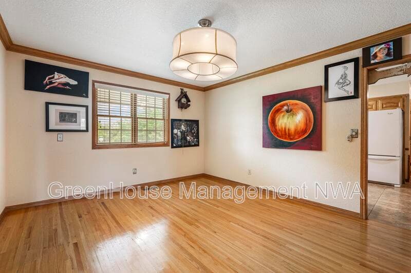 Bentonville House: 1609 SW 2nd Street