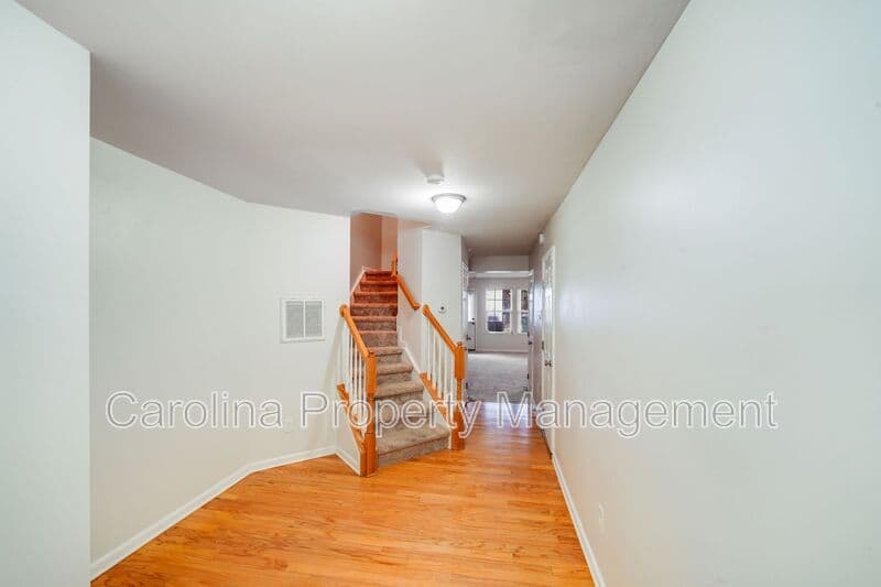 Charlotte House: 7707 Jackson Pond Dr.