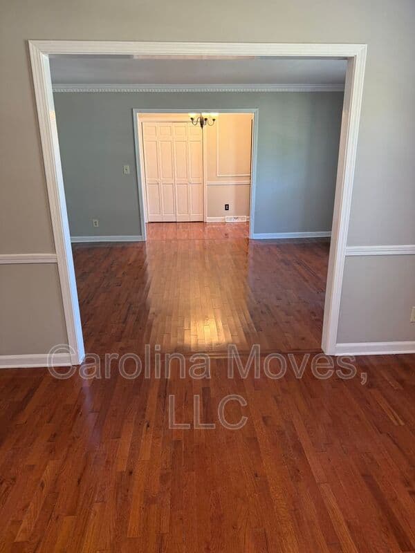 Greenville House: 4597 Coach Hill Drive
