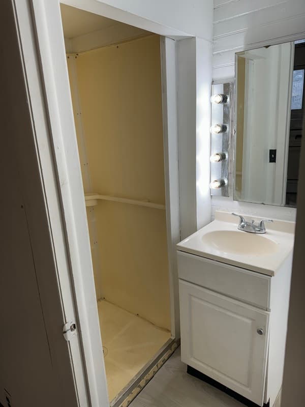 Adams Condo: 8 East Church Street