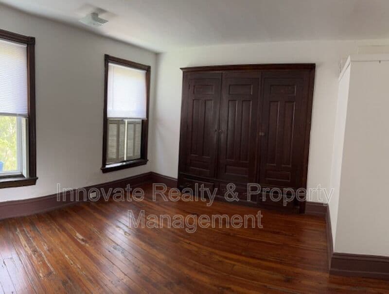Philadelphia House: 4416 Locust Ave