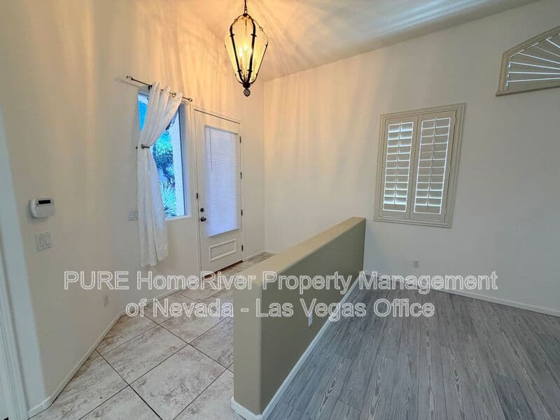 Las Vegas House: 2121 Stone Croft Street