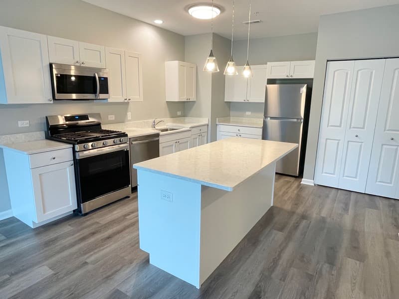 Huntley Condo: 11808 W Coral St