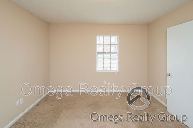 Phenix City Apartment: 901 25th Ave