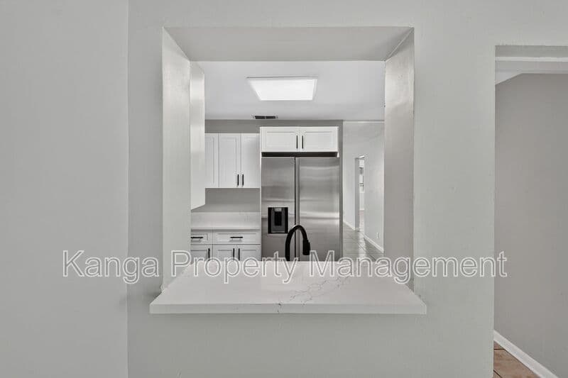 Riviera Beach House: 1037 W 28Th St