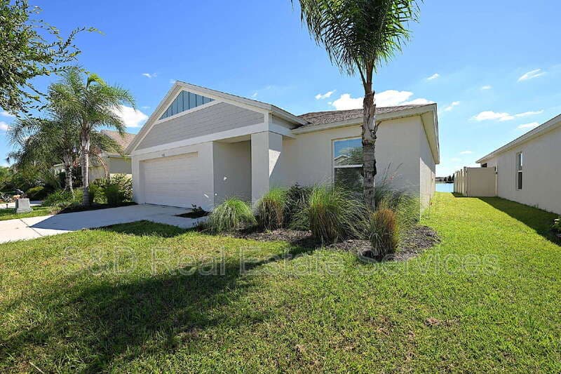 Lakeland House: 5511 Arlington River Drive