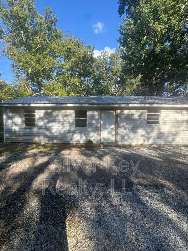 Athens Condo: 250 County Road 129