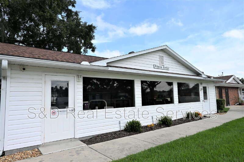 Lakeland House: 1774 Birchwood Loop
