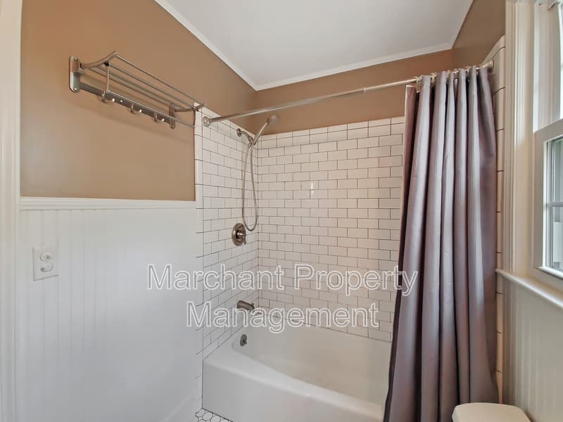 Simpsonville House: 121 Coalmont Court