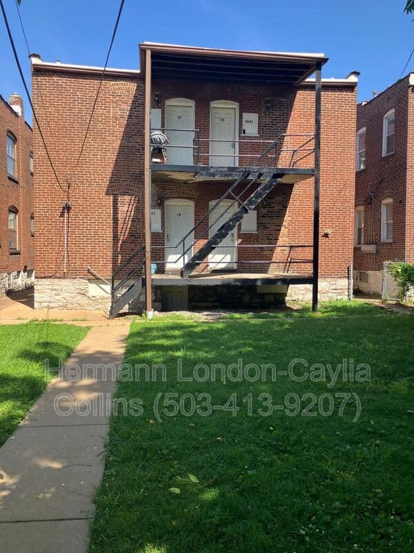 St Louis House: 2641 Minnesota Ave