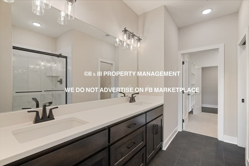 Lenexa House: 9581 Jupiter Street