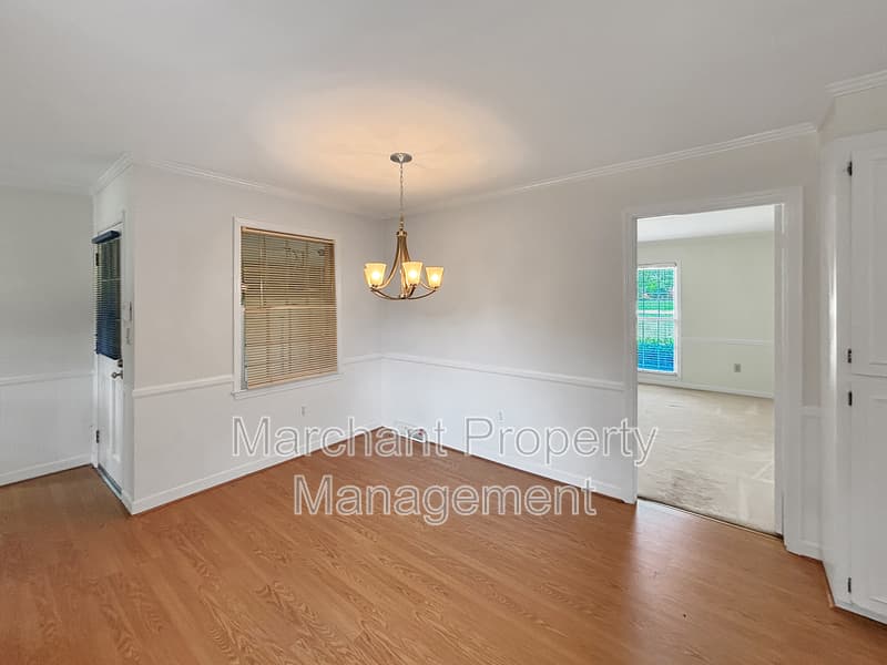 Greer House: 512 Devenger Road