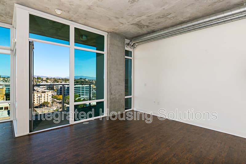 San Diego Condo: 1080 Park Blvd #1113