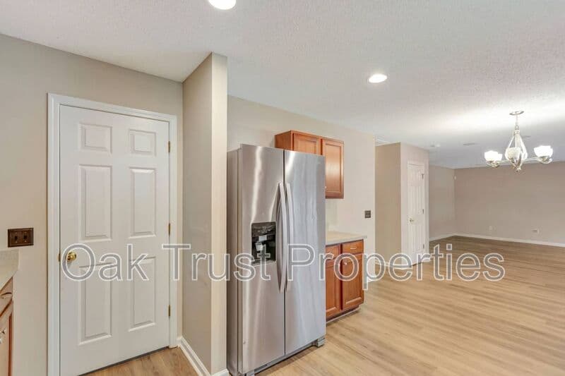 Summerville House: 407 Cotton Hope Lane
