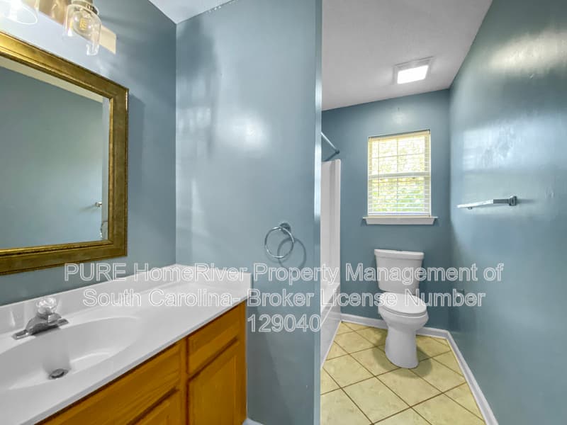 Goose Creek House: 109 Rockdale Ln