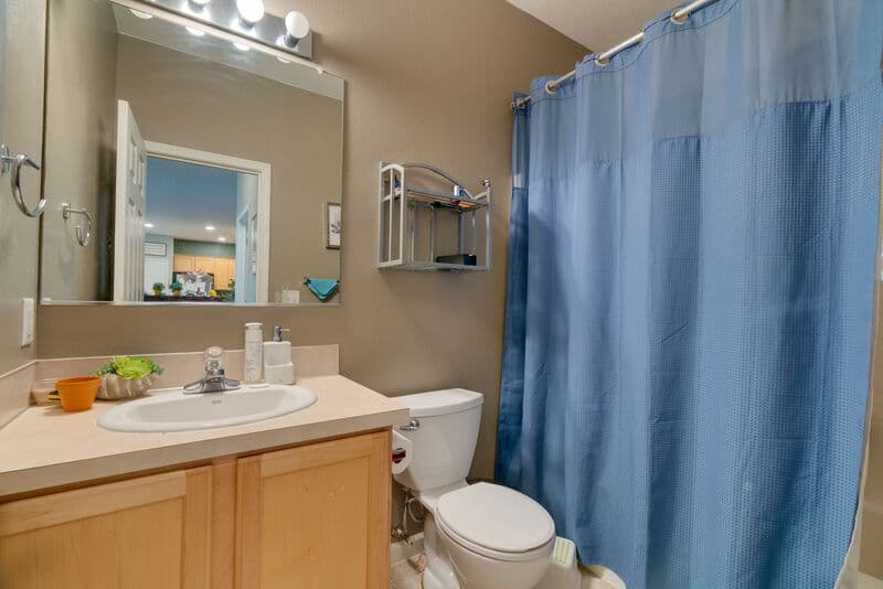 Portland House: 16552 Northeast Pacific Terrace