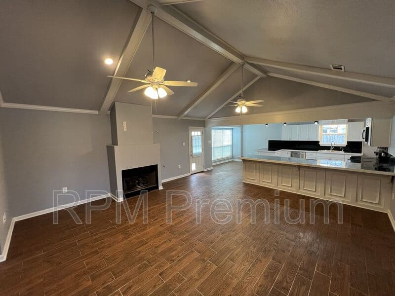 Baton Rouge House: 7516 Vice President Dr.
