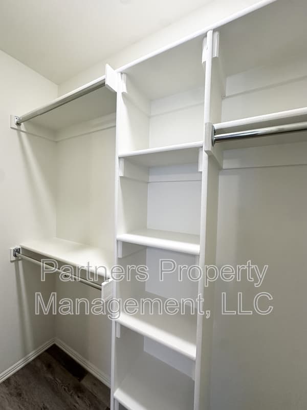 Fayetteville Condo: 821 South Benchmark Lane - 2