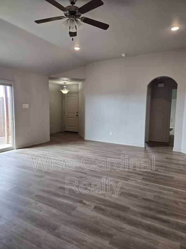Lubbock Condo: 17825 Private Road 2160 - B