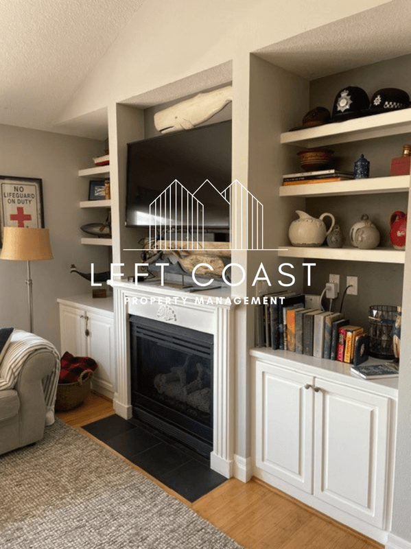 Lincoln City House: 1545 Northeast Regatta Way