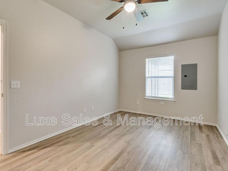 Oklahoma City House: 10712 Lawson Place Rd