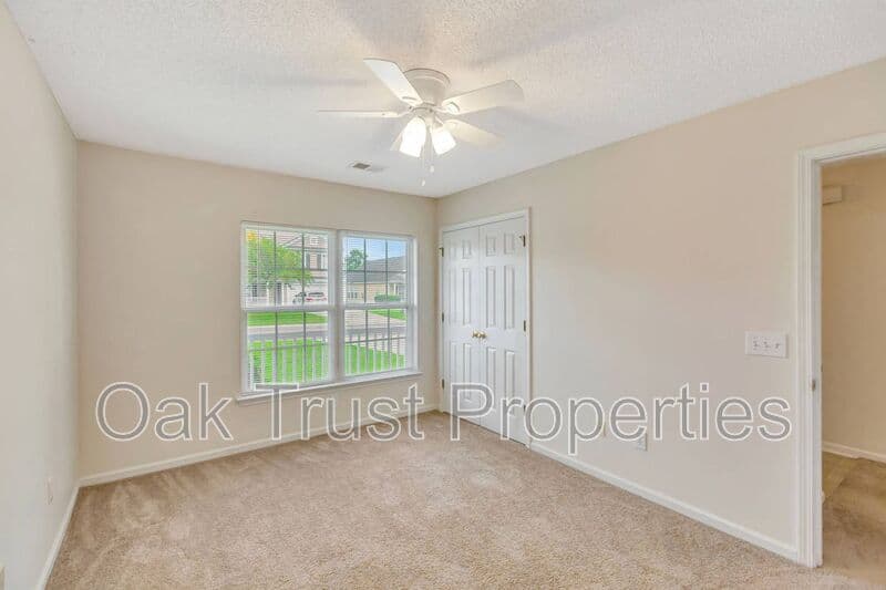 Ladson House: 1053 Friartuck Trail