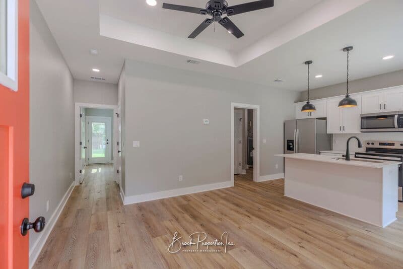 Pensacola House: 8391 Kipling St