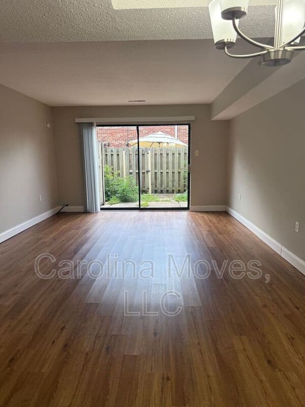 Greenville Condo: 2530 E North St.