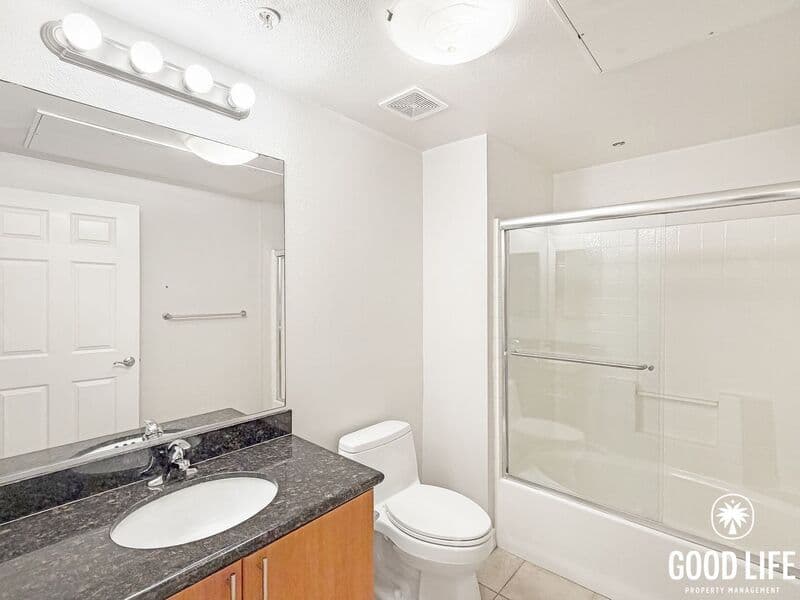San Diego Condo: 1480 Broadway