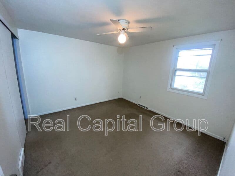 Cheektowaga Condo: 5 Hillwood Dr