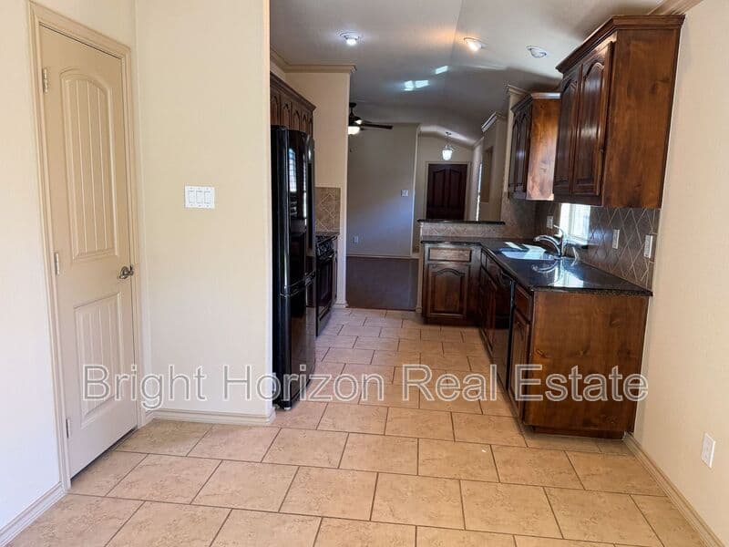 Fort Worth House: 5049 Britton Ridge Lane