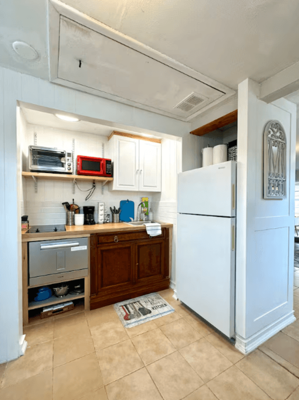 Seminole Condo: 10548 Lake Drive #A
