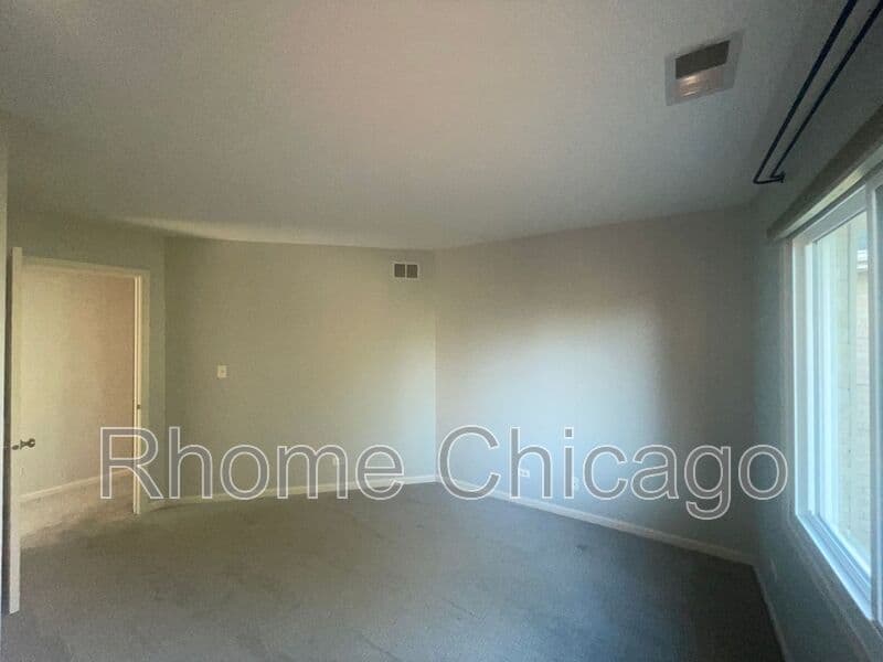 Carol Stream House: 1034 Idaho St.