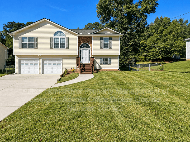 Temple House: 121 Maplewood Dr