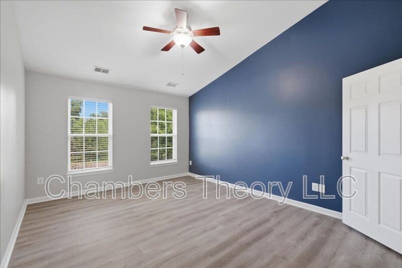 Chantilly House: 42211 Marcy Way
