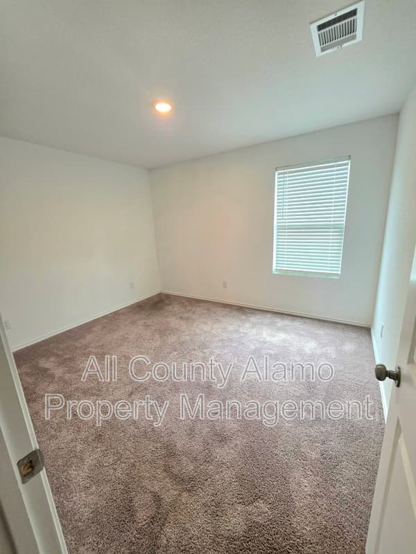 San Antonio House: 20444 Fire Stone