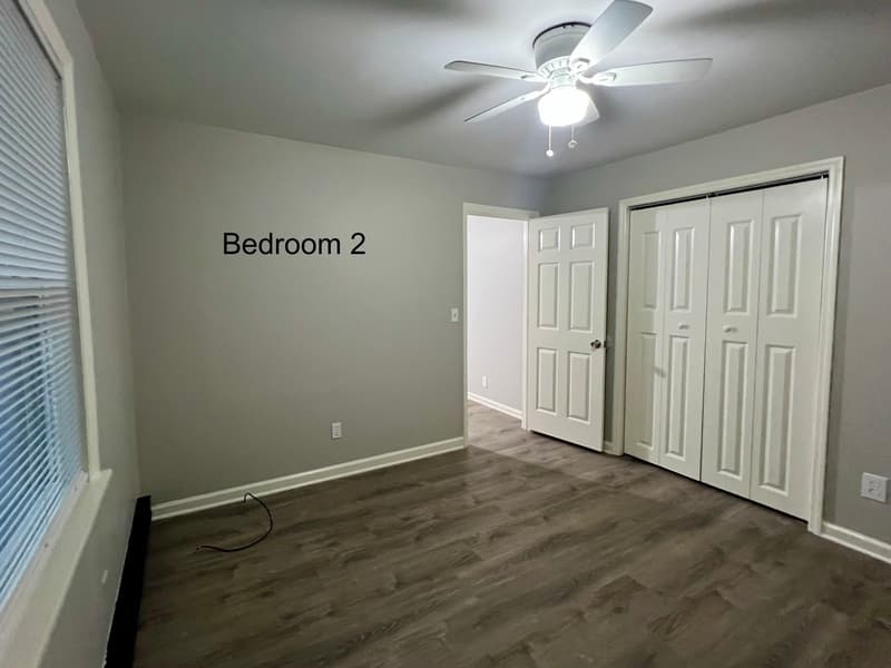 Madison Townhome: 208 A May Dr.