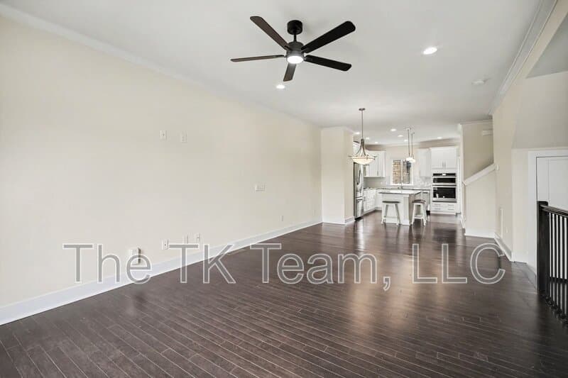 Charlotte Townhome: 2712 Grand Union Way