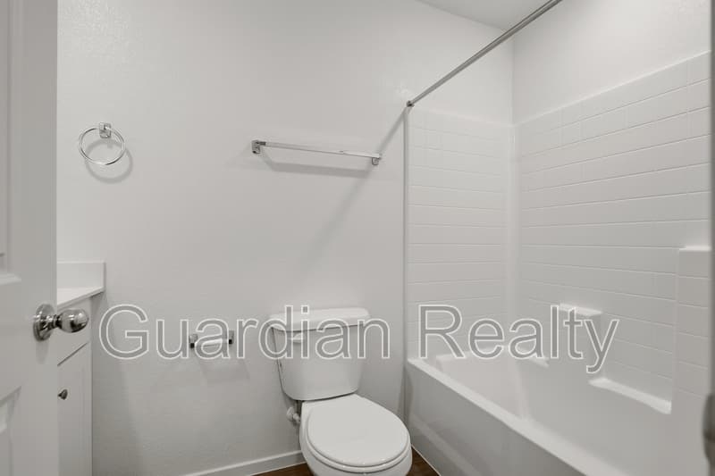 Henderson Townhome: 503 Blue Ridge Cove Ct